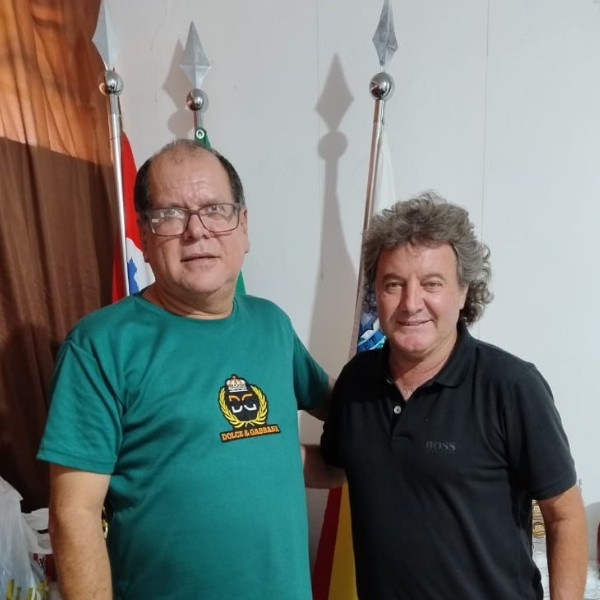 Tupãzinho, considerado “talismã corintiano”, visita o Departamento de Esporte e Lazer de Paraguaçu