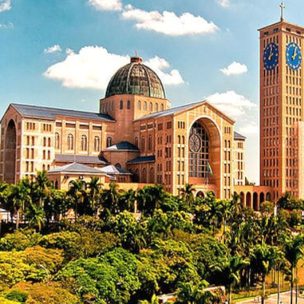À espera de 250 mil visitantes, Aparecida deve receber mais de 10% de turistas dos destinos de SP