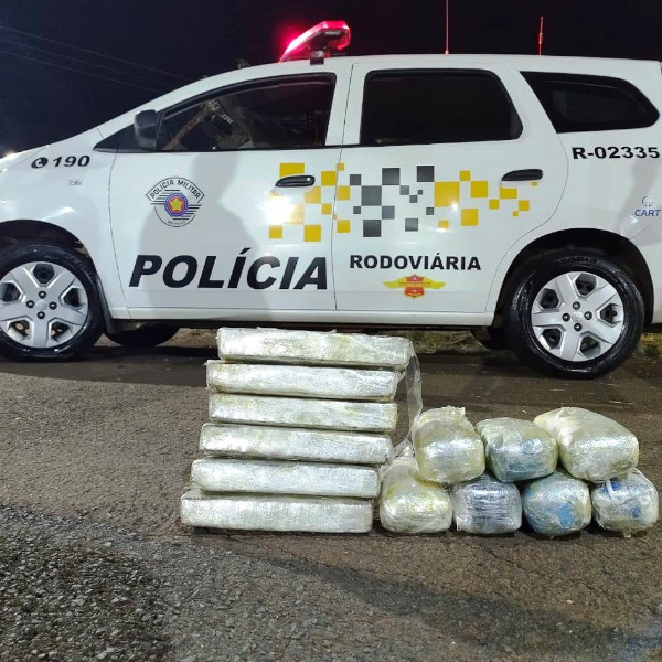 Polícia Rodoviária prende mulher com mais de 12 quilos de maconha e haxixe