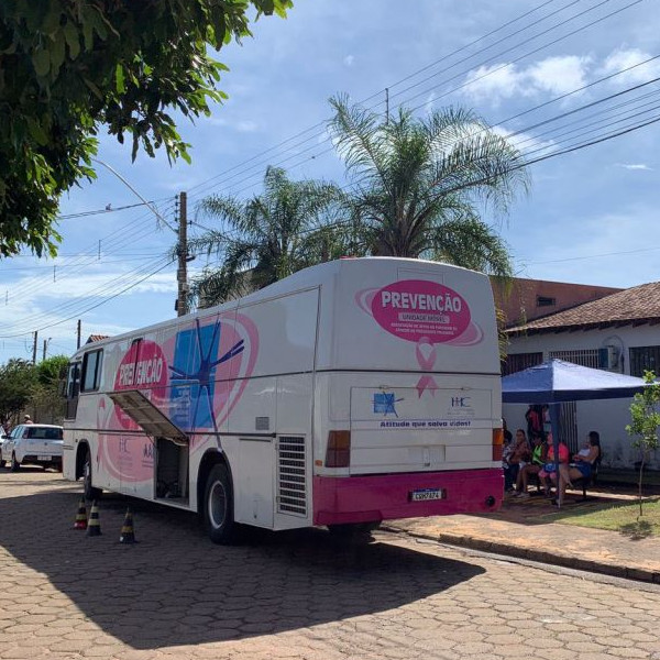 Outubro Rosa - Ônibus de coleta de preventivos vai atender 90 mulheres em Paraguaçu Paulista