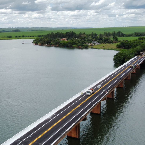 Ponte sobre o Rio Paranapanema em Pirapozinho reabre nesta quarta-feira, dia 29