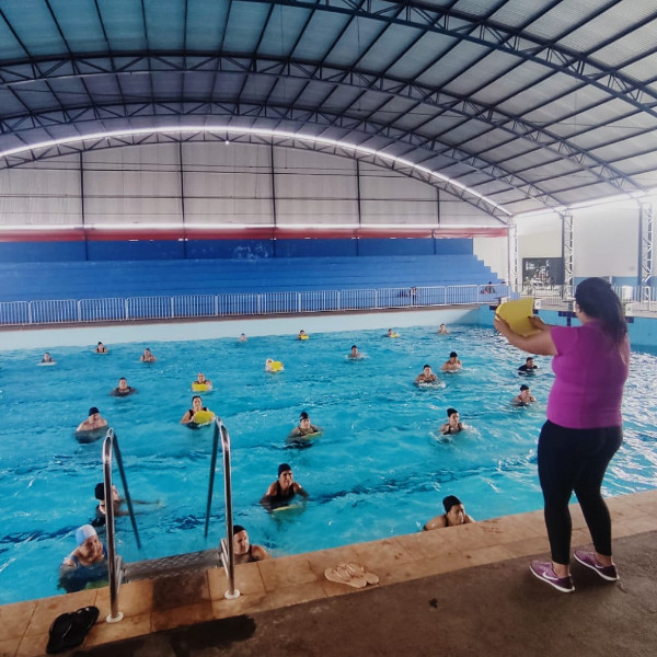 Piscina Municipal reinicia atividades após passar por processo de limpeza e higienização