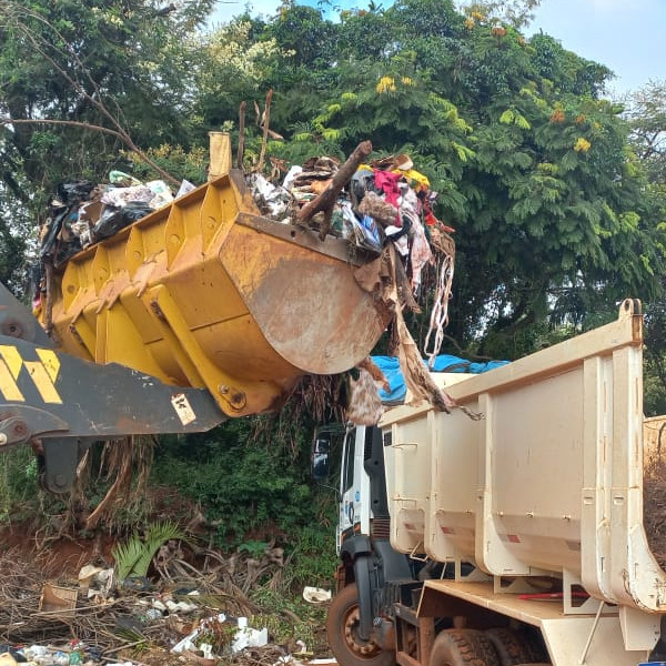 Prefeitura de Paraguaçu Paulista recolhe cerca de 200 toneladas de lixo e entulhos