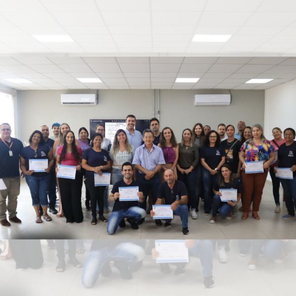 Agentes comunitários são homenageados por trabalho desenvolvido junto à comunidade de Paraguaçu