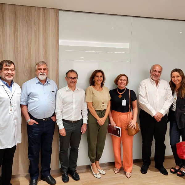 Santa Casa e Hospital Regional de Assis realizam reunião com dirigentes do Hospital Albert Einstein