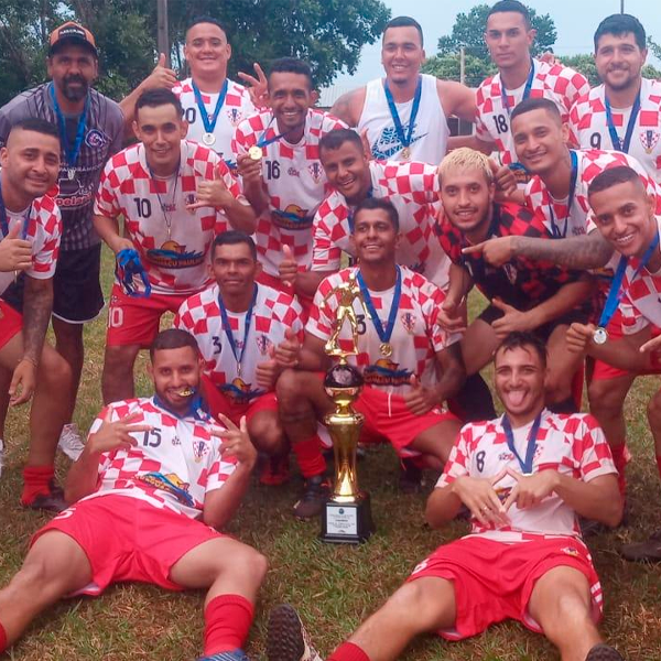 Vem K. Tio Garante é o campeão do Torneio de Futebol Suíço em Paraguaçu Paulista