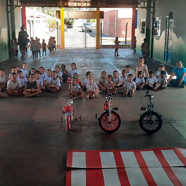 Guardiões do trânsito educam os pequenos cidadãos de Paraguaçu Paulista