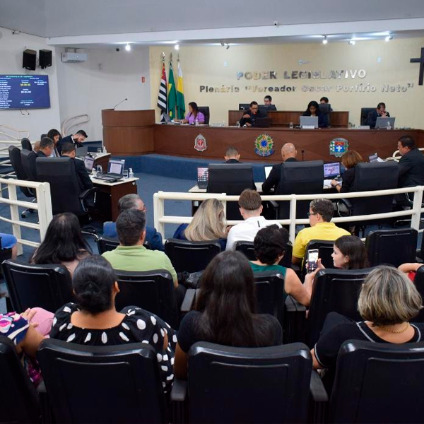 Câmara de Paraguaçu Paulista celebra contribuições locais em Sessão Ordinária