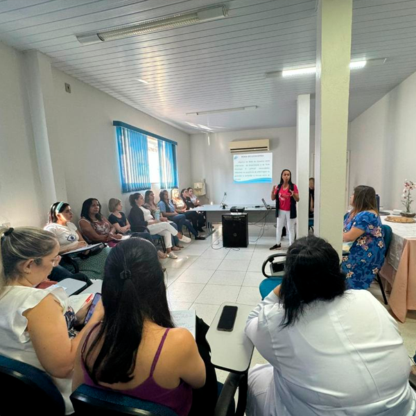 Enfermeiras de Paraguaçu Paulista fortalecem atendimento pré-natal em roda de conversa