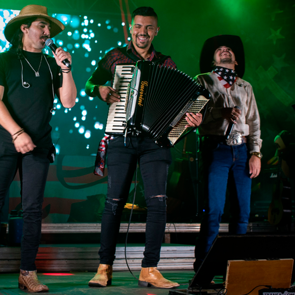 Maracaí comemora 119 anos com festividades e shows na Praça da Matriz