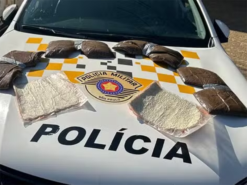 Passageiros bolivianos são flagrados com 9 kg de cocaína em Parapuã