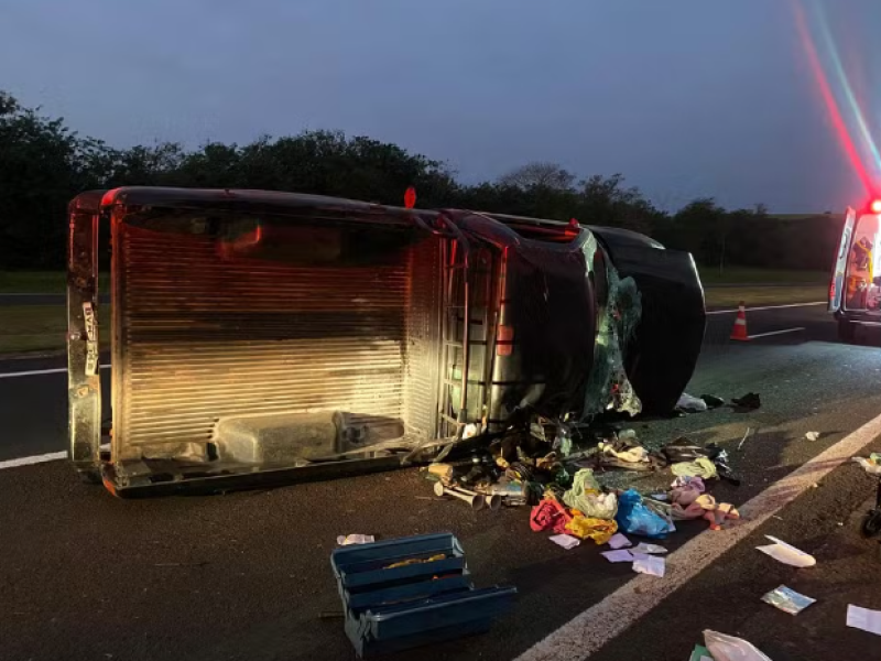 Idoso morre ao perder o controle da direção e invadir a contramão, em Rancharia