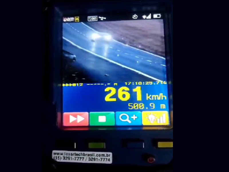 Camaro é flagrado a 261 km/h na Rodovia Castelo Branco
