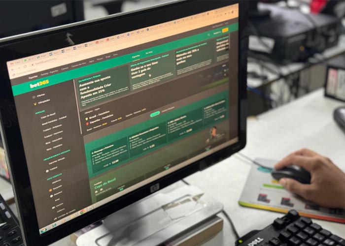 Jogando raspadinha: do cartão físico ao jogo online