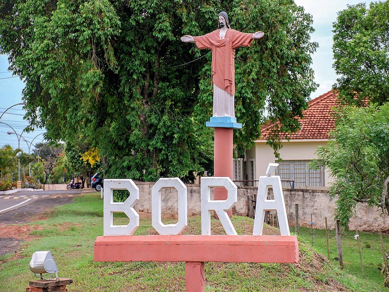 Borá está entre as três cidades que gastam com vereadores mais do que arrecadam com impostos
