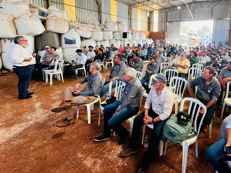 CIVAP participa de Fórum de Debates sobre Plantio Direto e Sustentabilidade em Cândido Mota