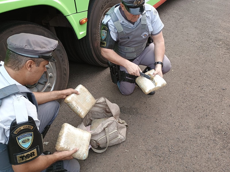 Policiamento Rodoviário prende traficante boliviana em Assis