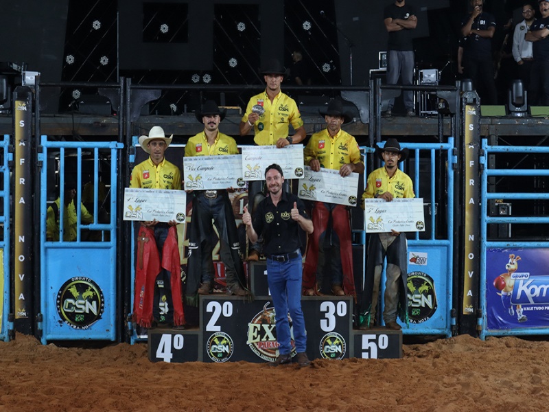 Expo Paraguaçu 2024 consagra campeões nas montarias e nos Três Tambores