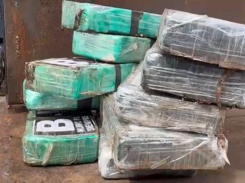 Cerca de 300 kg de cocaína são apreendidos pela Polícia Rodoviária em Tupã