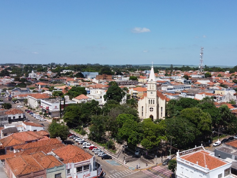 Prefeitura entrega matrículas de imóveis a moradores do Aldo Paes Leme e Conjunto dos Funcionários