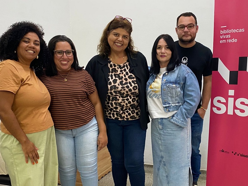 Bibliotecárias de Paraguaçu participam de curso em Garça e trazem novidades
