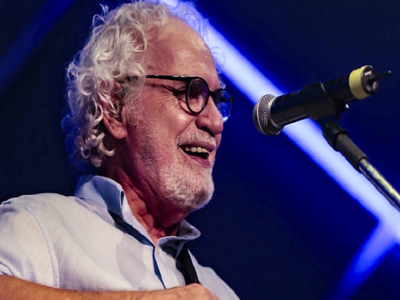 Sexta-feira (16) tem show de Renato Teixeira com renda para a Pediatria da Santa Casa de Marília