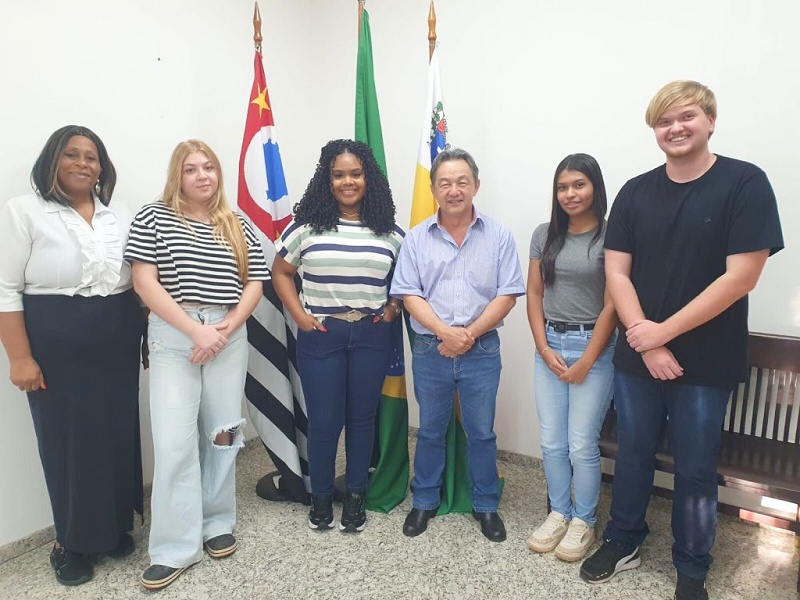 Estudantes iniciam estágio do BEEM na Prefeitura de Paraguaçu Paulista