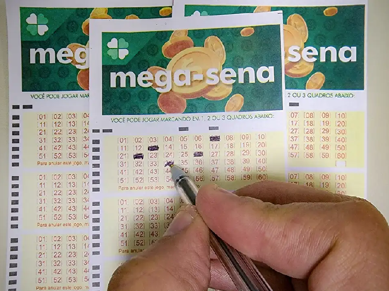Mega-Sena não tem acertador e prêmio acumula para R$ 90 milhões