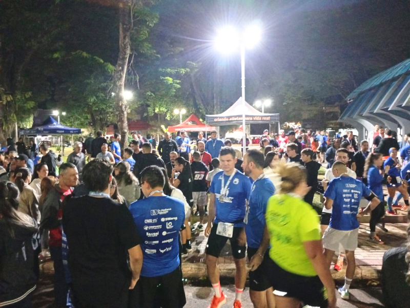 Corrida Noturna do Centenário reúne mais de 300 atletas e reforça Paraguaçu como potência esportiva