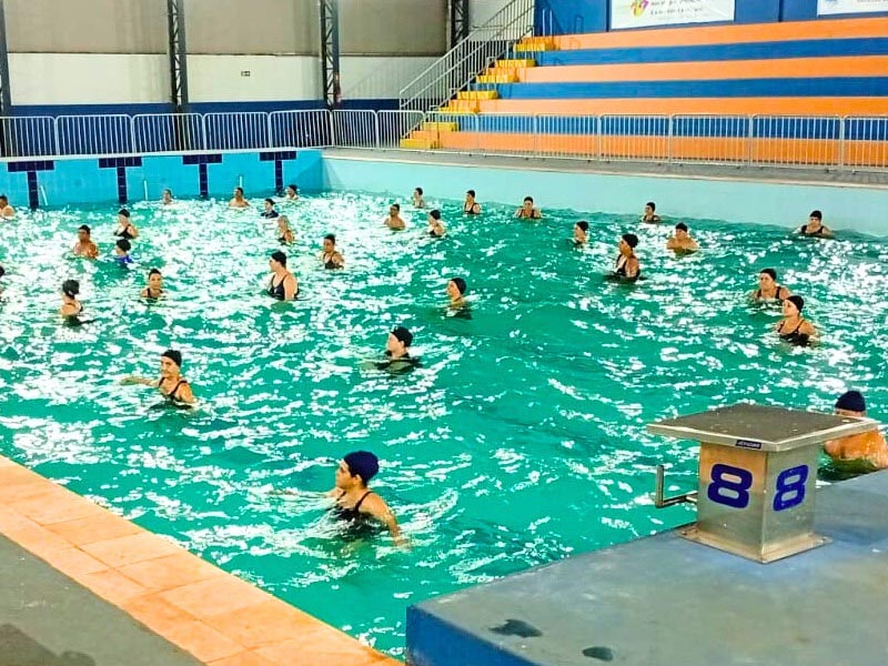 Atividades de hidroginástica na piscina municipal serão retomadas na próxima segunda-feira