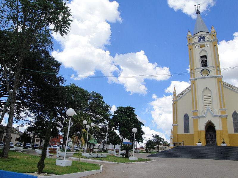 Quatá celebra 80 anos com programação especial e shows na Praça da Fonte
