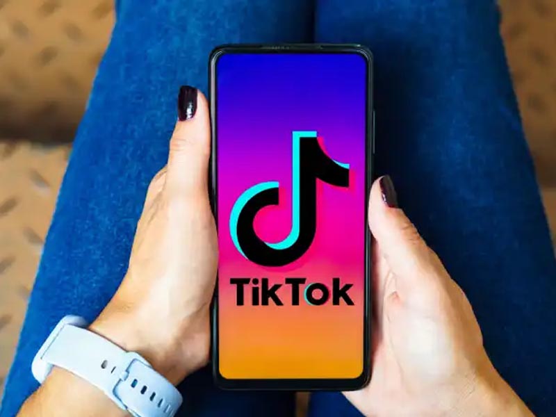 É legal baixar vídeos do TikTok? Veja o que você precisa saber