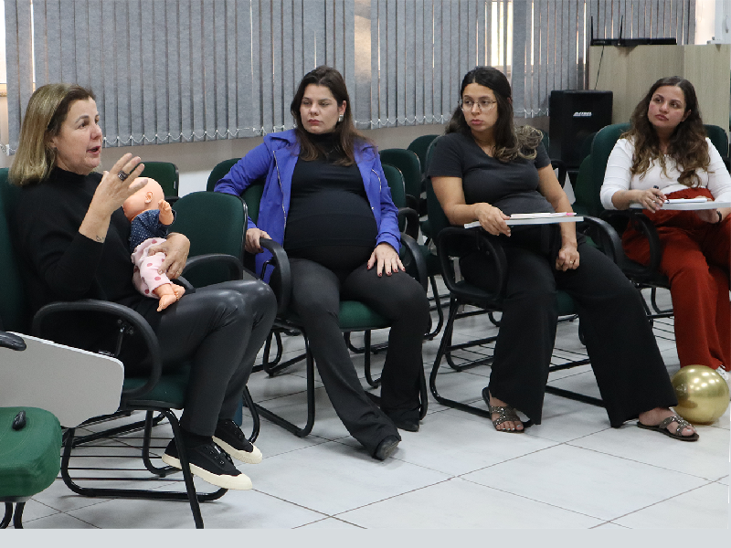 Unimed Assis fortalece apoio ao aleitamento materno com a oficina Amamente seu Bebê