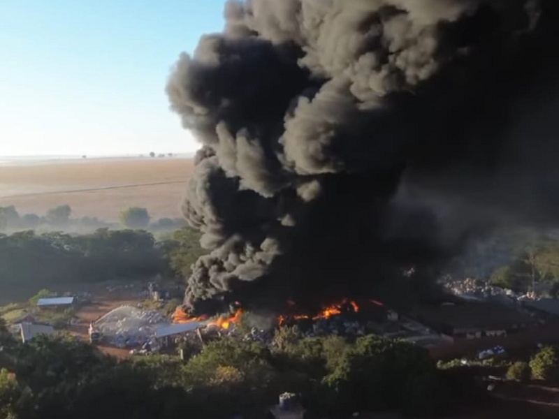 Câmara Técnica de Proteção e Defesa Civil do CIVAP se une para combater incêndio em Palmital