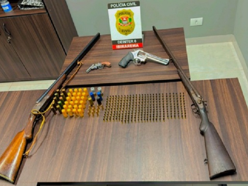Polícia Civil prende idoso em flagrante por posse irregular de armas em Ibirarema