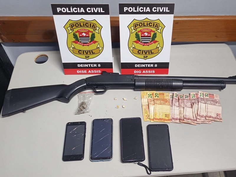 Polícia Civil resgata adolescentes exploradas e prende dois homens por tráfico de drogas em Assis