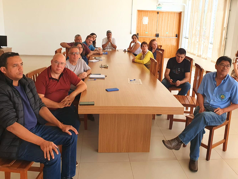 Reunião do Turismo debate Mapa do Turismo Brasileiro e Encenação da Paixão de Cristo em Paraguaçu