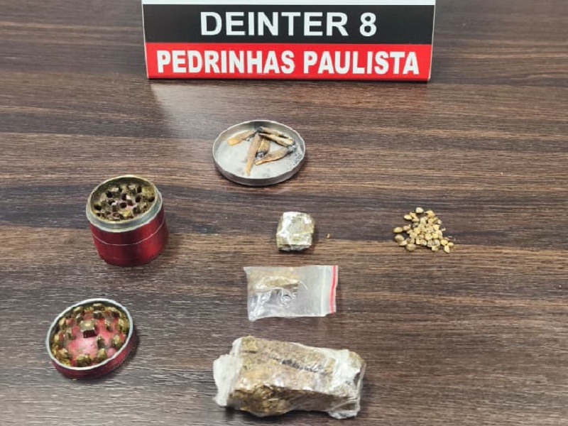 Duas jovens são flagradas com droga em Pedrinhas Paulista e argumentam consumo próprio