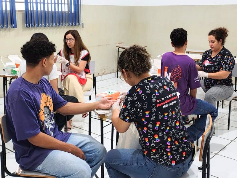 Ação do SAE/CTA leva prevenção, informação e acolhimento a 350 adolescentes do Projeto CARA
