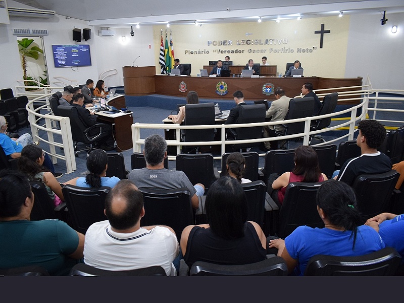 Vereadores reúnem-se nesta segunda-feira, em sessão ordinária