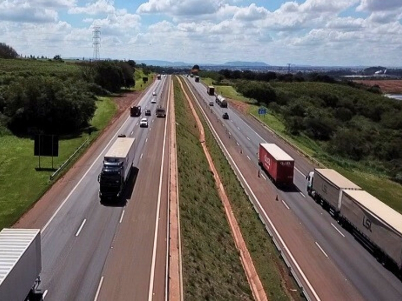 Rodovias da Eixo SP devem receber 2,2 milhões de veículos neste fim de ano