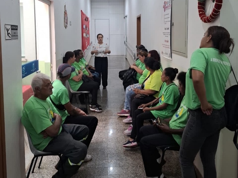 Saúde promove testagens e conscientização no Dia Mundial contra o HIV/Aids