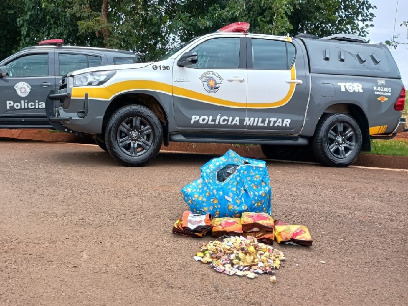 Passageira é flagrada com cocaína camuflada em chocolate em Santa Cruz do Rio Pardo