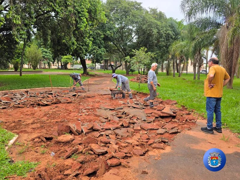 Novas quadras de areia ampliam lazer e prática esportiva em Paraguaçu Paulista