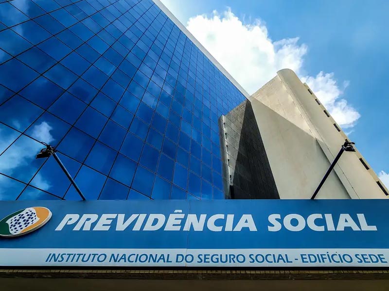 Sancionada lei que proíbe descontos em benefícios do INSS
