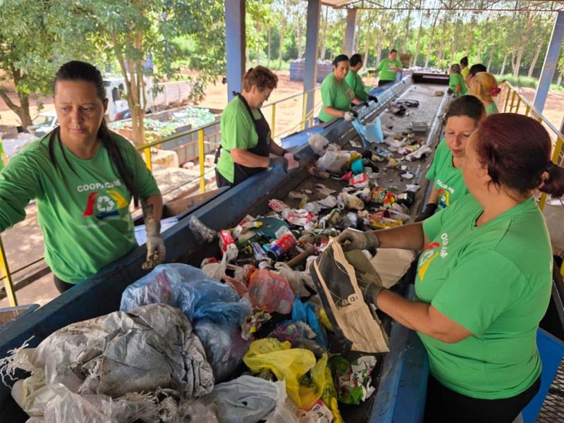 Com investimentos e gestão, Prefeitura transforma Usina de Reciclagem e fortalece a coleta seletiva