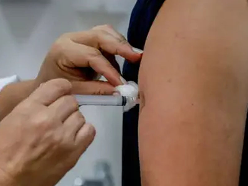 Três municípios recebem primeiras doses da vacina de dose única contra a dengue