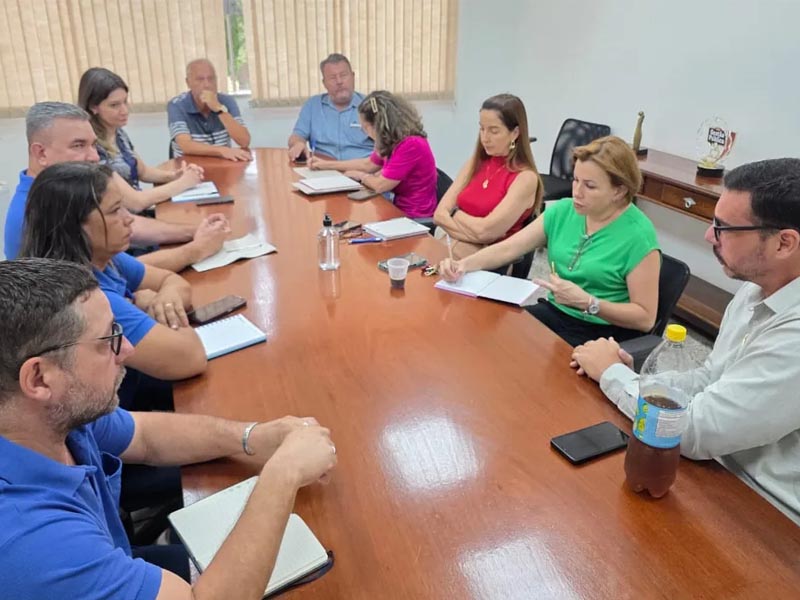 Prefeitura alinha nova edição da campanha Paraguaçu Contra a Dengue e reforça alerta à população