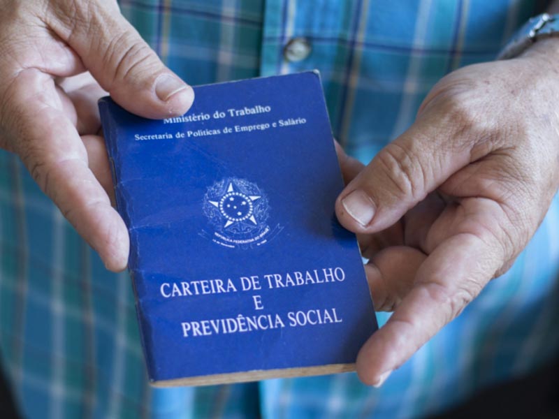 PAT anuncia vagas de emprego em Paraguaçu Paulista