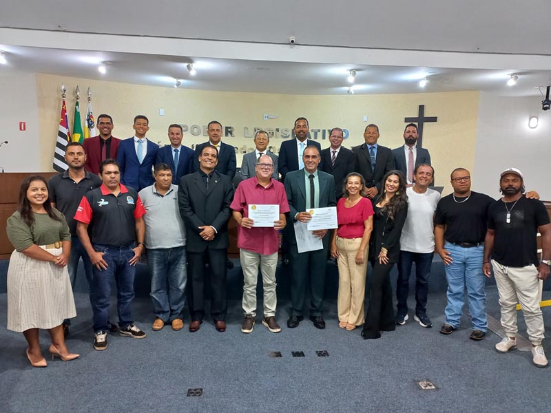 Câmara de Paraguaçu parabeniza o Secretário Júlio Almeida